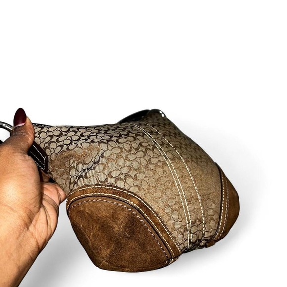 Coach Signature Canvas and Leather cross body Bag in brown and tan - Picture 7 of 8